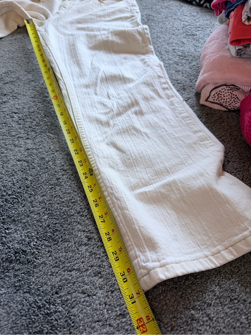 Lee Women's Off-White Straight Leg Jeans - Picture 11 of 11